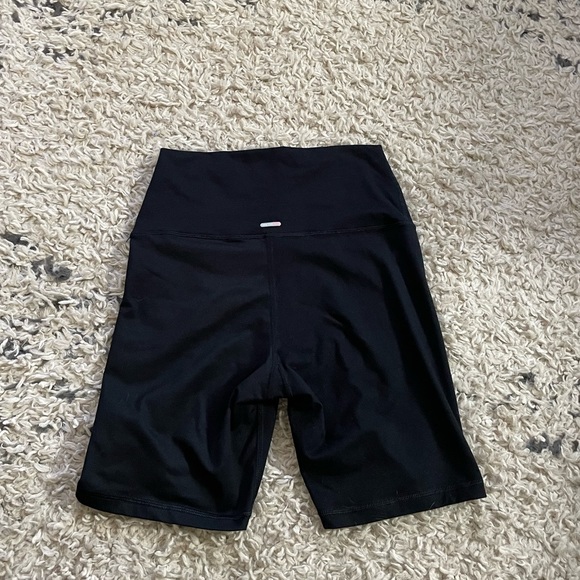 Aerie Bike Shorts - Picture 3 of 3
